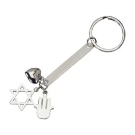מזל – מחזיק מפתחות עם תליוני לב, חמסה ומגן דוד