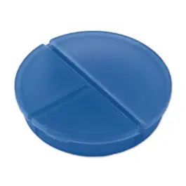נוטו – קופסת פלסטיק לכדורים עם שלושה תאים